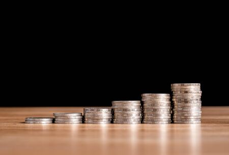 公的年金と個人年金の違いをふまえたライフプランの立て方