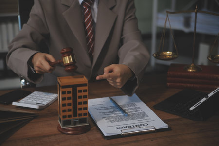 マルチ商法やポンジスキーム型投資詐欺の見分け方と注意点